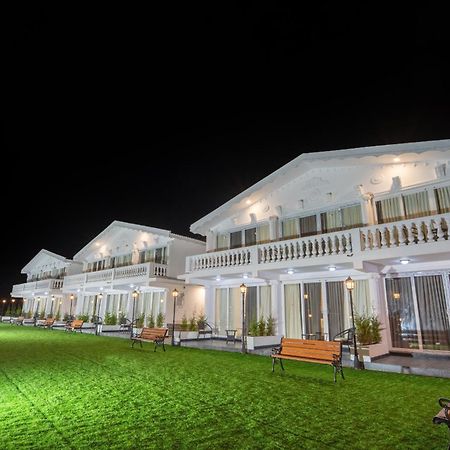 Treebo Skydale Premium Suites, 1500 Mtrs From Ooty Lake Ngoại thất bức ảnh