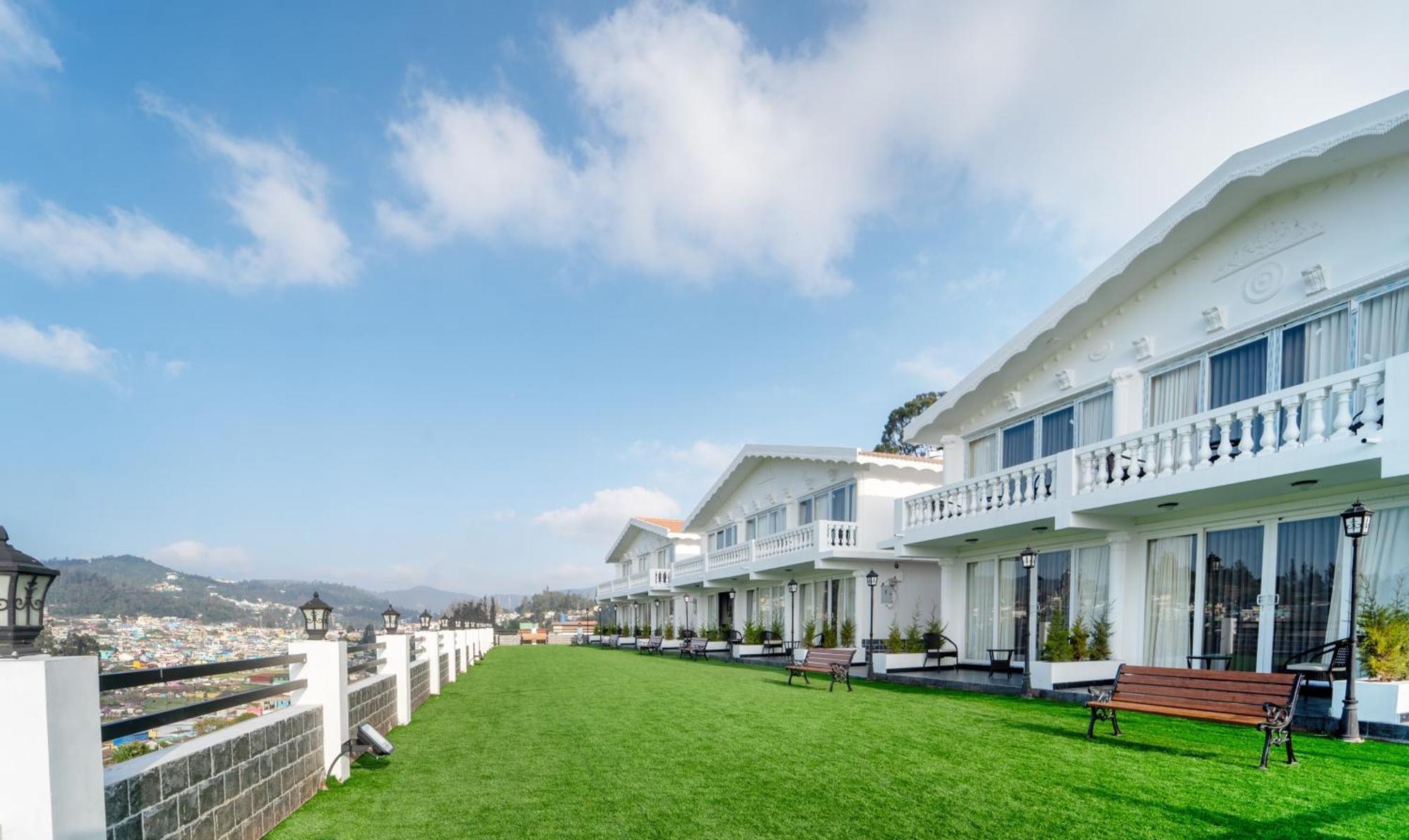 Treebo Skydale Premium Suites, 1500 Mtrs From Ooty Lake Ngoại thất bức ảnh